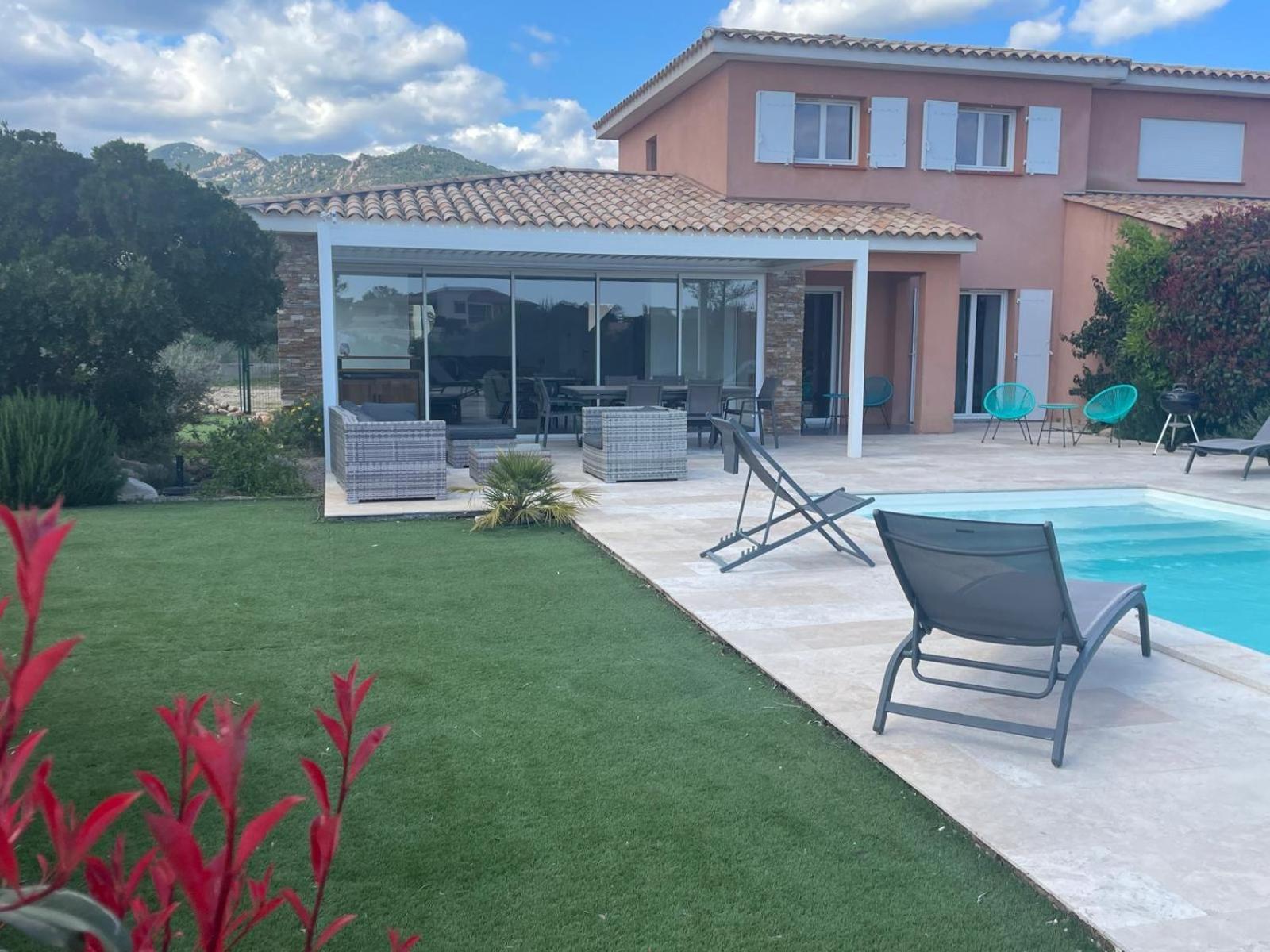 Villa Chez Géraldine Piscine chauffée, proche plage et rivière Lecci Esterno foto